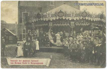 Gennep, Souvenir der moderne Carousel van Herman Roels
