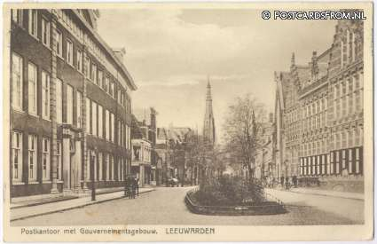 Leeuwarden, Postkantoor met Gouvernementsgebouw
