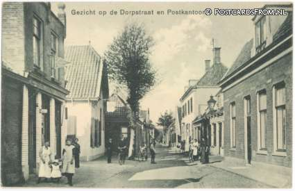 Warmond, Gezicht op de Dorpsstraat en Postkantoor
