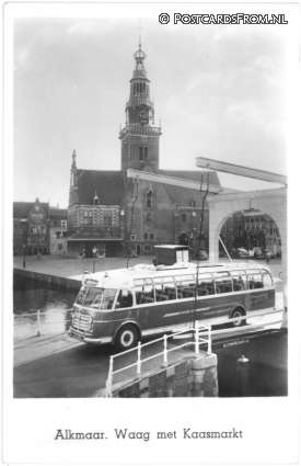 Alkmaar, Waag met Kaasmarkt. Reclamekaart Touring-Coach