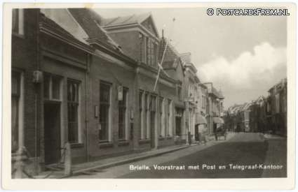 Brielle, Voorstraat met Post en Telegraaf-Kantoor