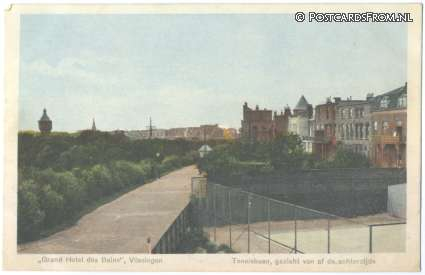 Vlissingen, Grand Hotel des Bains. Tennisbaan, gezicht van af de achterzijde