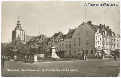 Maastricht, Boschstraat met St. Mathias Kerk