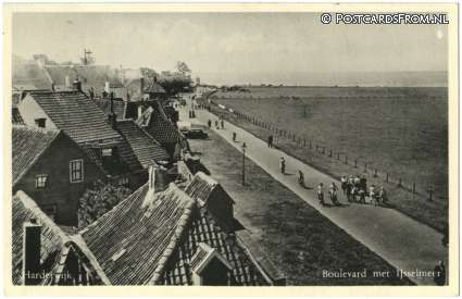 Harderwijk, Boulevard met IJsselmeer