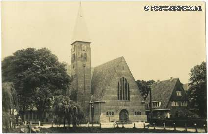 Harderwijk, Gereformeerde Kerk. In gebruik genomen 5 Juli 1933