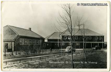 Nieuwenhoorn, O.L. School bij de Vlotbrug
