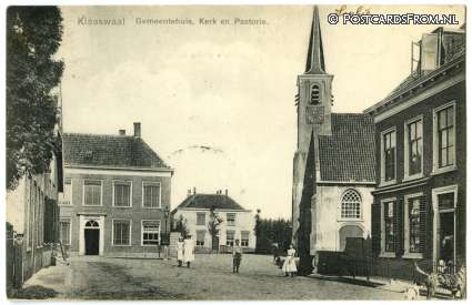 Klaaswaal, Gemeentehuis, Kerk en Pastorie