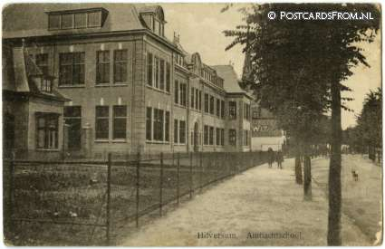 Hilversum, Ambachtschool