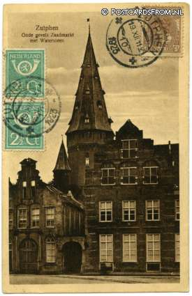 Zutphen, Oude gevels Zaadmarkt met Watertoren