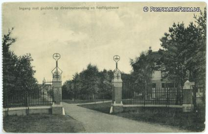 Harderwijk, Sanatorium Sonnevanck. Ingang gezicht op directeurswoning