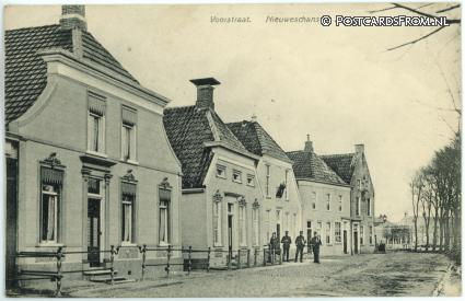 Nieuweschans, Voorstraat